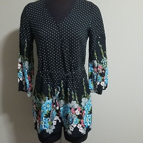 Davi & Dani Floral & Polka Dot Romper (Small) - Picture 4 of 6